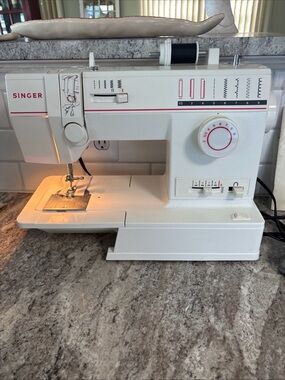 Singer White Multi-Stitch Sewing Machine - Compact Home Use